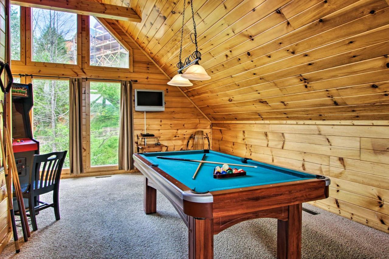 Expansive Gatlinburg Cabin Hot Tub, Deck And Grill! מראה חיצוני תמונה