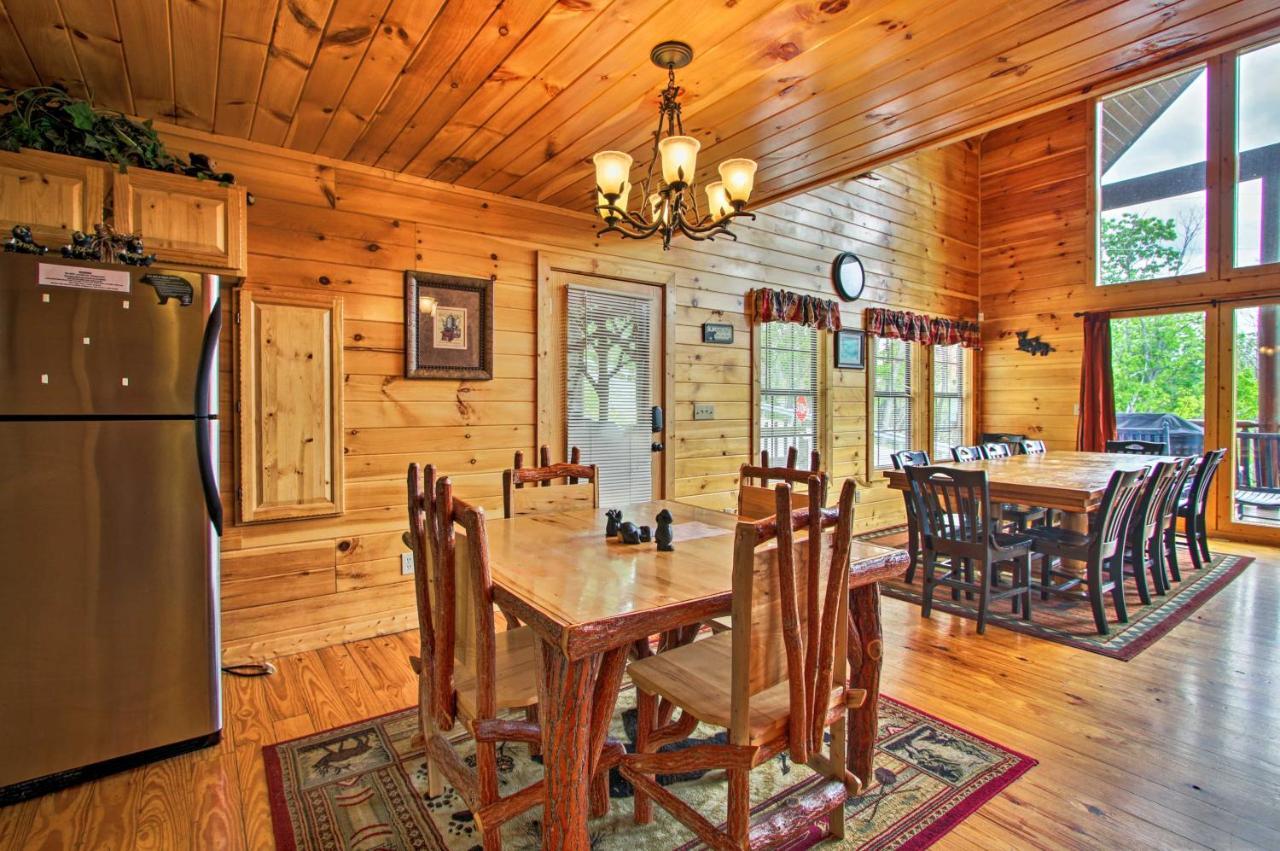 Expansive Gatlinburg Cabin Hot Tub, Deck And Grill! מראה חיצוני תמונה