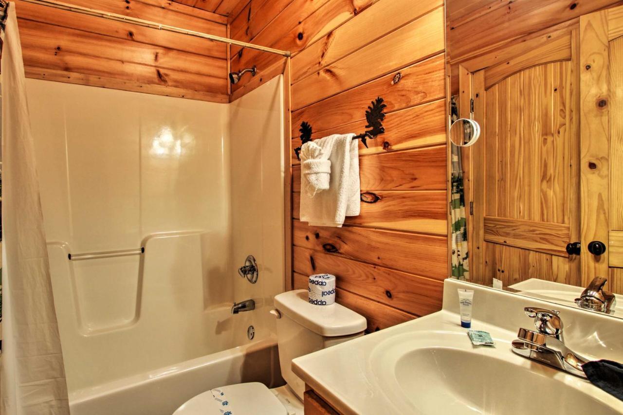 Expansive Gatlinburg Cabin Hot Tub, Deck And Grill! מראה חיצוני תמונה